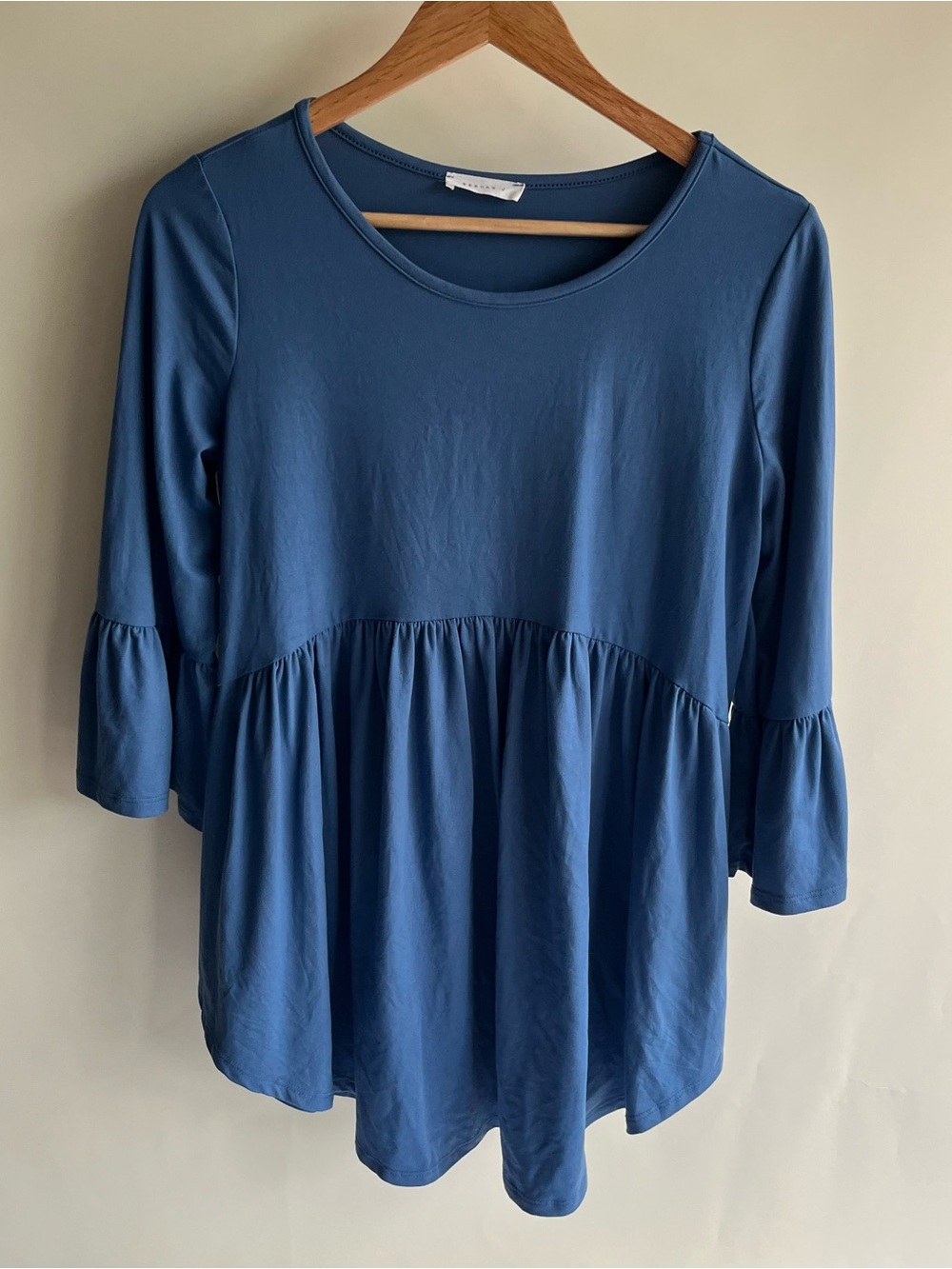 Reborn J peasant blouse blue jersey knit sz sm women’s flowy billowy sleeves euc